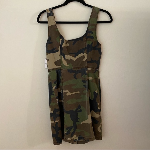 NWT Forever 21 Camo Button Up Dress - Picture 7 of 9